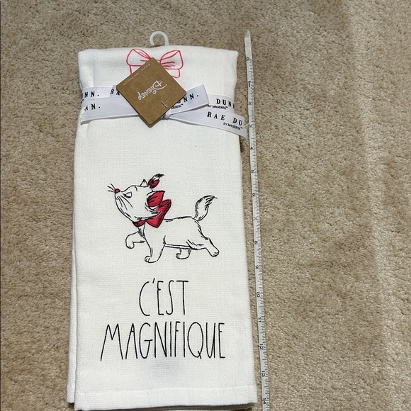 Rae Dunn x Disney Aristocats Marie Kitchen Towel Set - Picture 11 of 15